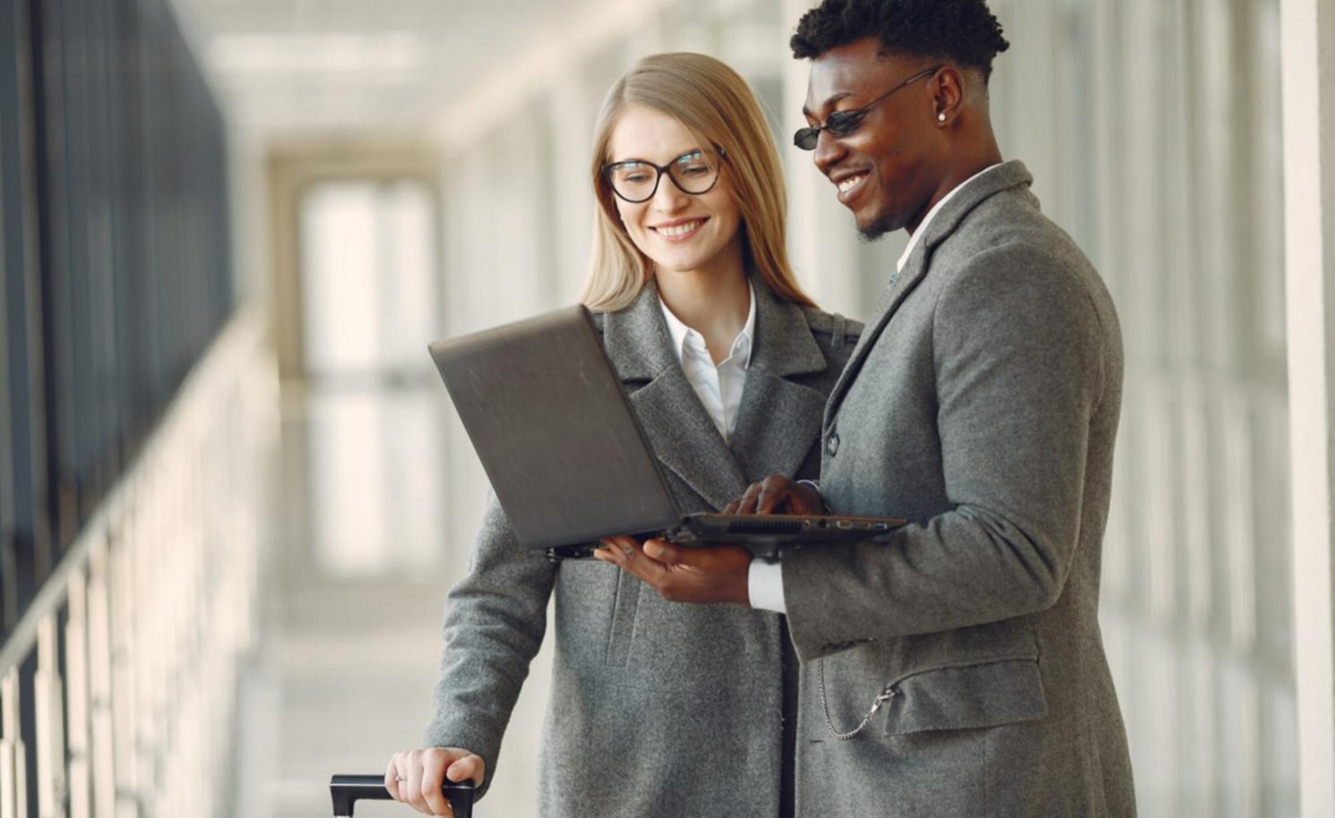 Ambiente de trabajo colaborativo en análisis financiero